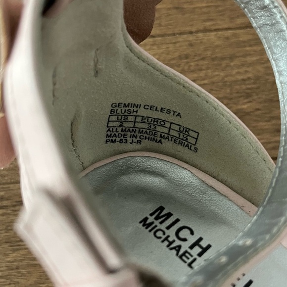 Michael Kors - Girls Gemini Celesta Butterfly Sandal - Picture 6 of 7